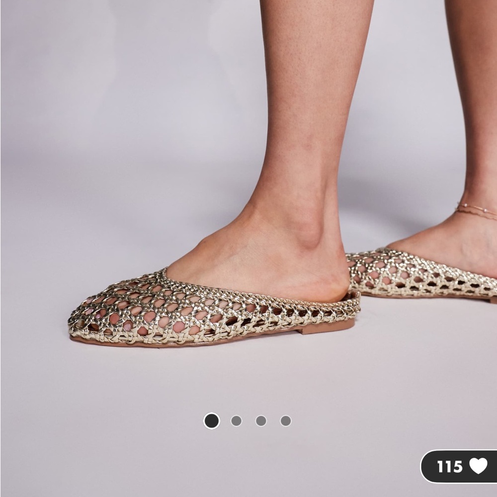 ASOS Simmi London Gold Flat Woven Mules - Picture 2 of 5